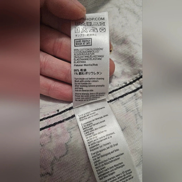 TOPSHOP Rose Print Corduroy A-Line Skirt. Size US 4 - Picture 8 of 14